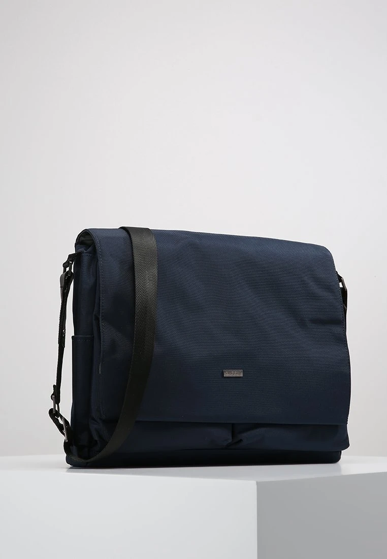 Bugatti Contratempo - Schoudertas - Blue 3 Bugatti Contratempo - Schoudertas - Blue