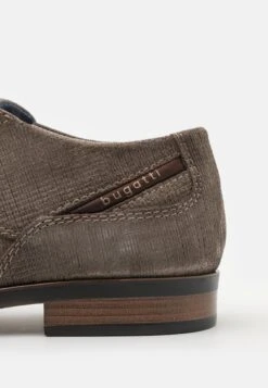 Bugatti Licio Eco - Veterschoenen - Taupe 13 Bugatti Licio Eco - Veterschoenen - Taupe -Bugatti Winkel 1763b5a1164446388f7b05384d97de39