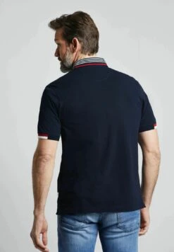 Bugatti Klassisches - Poloshirt - Marine -Bugatti Winkel 1a04a7e98aac43349f4e6ee9802dfc57