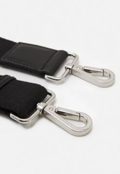 Bugatti Weekendtas - Schwarz -Bugatti Winkel 3e7e64c5986f4d50bdd6bbe489665c72