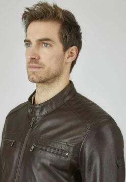 Bugatti Mit Druckknopfrieglen - Leren Jas - Dunkelbraun 10 Bugatti Mit Druckknopfrieglen - Leren Jas - Dunkelbraun -Bugatti Winkel 472f0ee1371c4ec7b9b8fd5e50d4b791