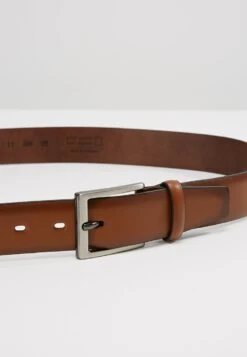 Bugatti Regular - Riem - Cognac -Bugatti Winkel 4bf74901af1241849935d3c6d01eeb97