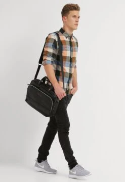 Bugatti Aktetas - Schwarz