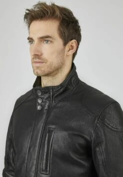 Bugatti Mit Abdeckleiste Und Stehkragen - Leren Jas - Schwarz 11 Bugatti Mit Abdeckleiste Und Stehkragen - Leren Jas - Schwarz -Bugatti Winkel 6438c4ac1c664d6ea1e43f6b2aafee5c