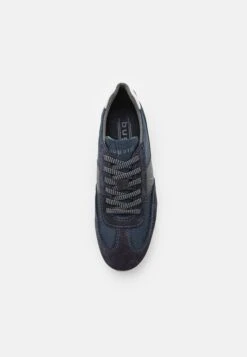 Bugatti Baker - Sneakers Laag - Dark Blue 11 Bugatti Baker - Sneakers Laag - Dark Blue -Bugatti Winkel 6f28e1ce67a04570a68061bc422b9de9