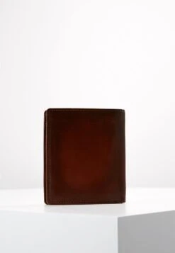 Bugatti Domus Rfid Wallet With Flap - Portemonnee - Cognac -Bugatti Winkel 7cdd2e8696ae4ae6a749d47dc3ef185b