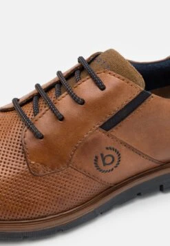 Bugatti Simone Comfort - Sportieve Veterschoenen - Cognac -Bugatti Winkel 89cc8e8e5e6b4e8ea83c6218e9a979f2
