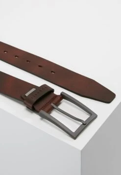 Bugatti Wide - Riem - Rotbraun -Bugatti Winkel 8b9f3a17ad2f434d96cdcd8095115e5e