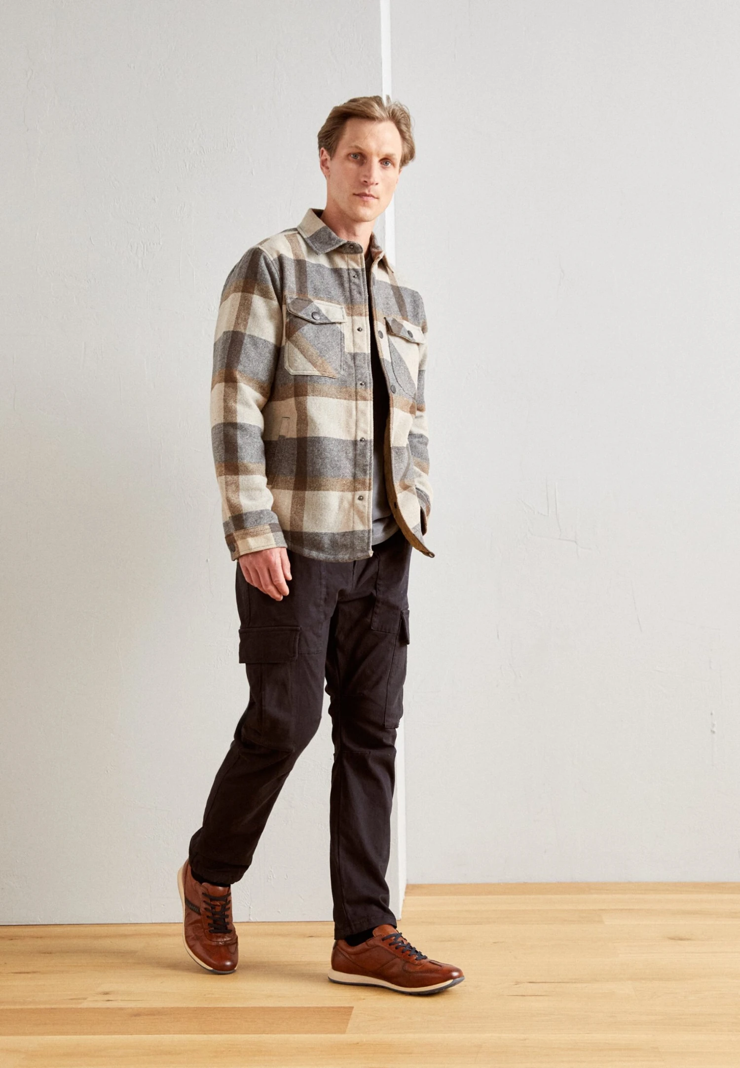 Bugatti Thorello - Sneakers Laag - Cognac 5 Bugatti Thorello - Sneakers Laag - Cognac - Afbeelding 3