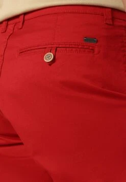 Bugatti Bermuda - Shorts - Rot 7 Bugatti Bermuda - Shorts - Rot -Bugatti Winkel af4c20f2135d417aba376e8b61a320d3