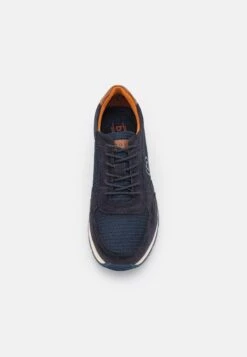 Bugatti Stranger - Sneakers Laag - Dark Blue 11 Bugatti Stranger - Sneakers Laag - Dark Blue -Bugatti Winkel b9f817c2a39b4d2c9cd3a6ca4de808f4