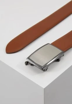 Bugatti Belts - Riem - Cognac 9 Bugatti Belts - Riem - Cognac -Bugatti Winkel bda9497a8d3243a8b2afed080ecfa602