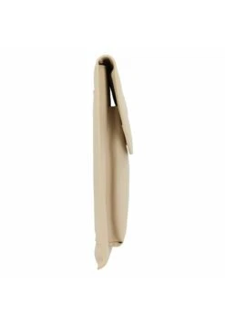 Bugatti Daphne- Laptoptas - Beige 10 Bugatti Daphne- Laptoptas - Beige -Bugatti Winkel bfd6a445e71c4eceafc485c59d7989df