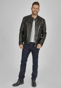 Bugatti Mit Stehkragen Und Druckknopfriegel - Leren Jas - Schwarz -Bugatti Winkel c0d8fb7f8161444aa3efebce3e350dc5