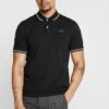 Bugatti Poloshirt - Black 2 Bugatti Poloshirt - Black -Bugatti Winkel c4850293a7bd4ac08f8bf0e38f7aa2e0