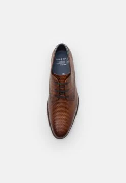 Bugatti Zavinio - Veterschoenen - Cognac -Bugatti Winkel c75510683ba641b29a59c56709d51799