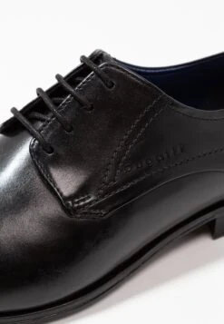 Bugatti Mattia - Veterschoenen - Black 13 Bugatti Mattia - Veterschoenen - Black -Bugatti Winkel d168618bc8b04fcf9f86cba360f47ba1