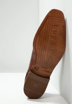 Bugatti Arturo - Veterschoenen - Cognac -Bugatti Winkel ed3bca74818141d68a35b794ed80c067