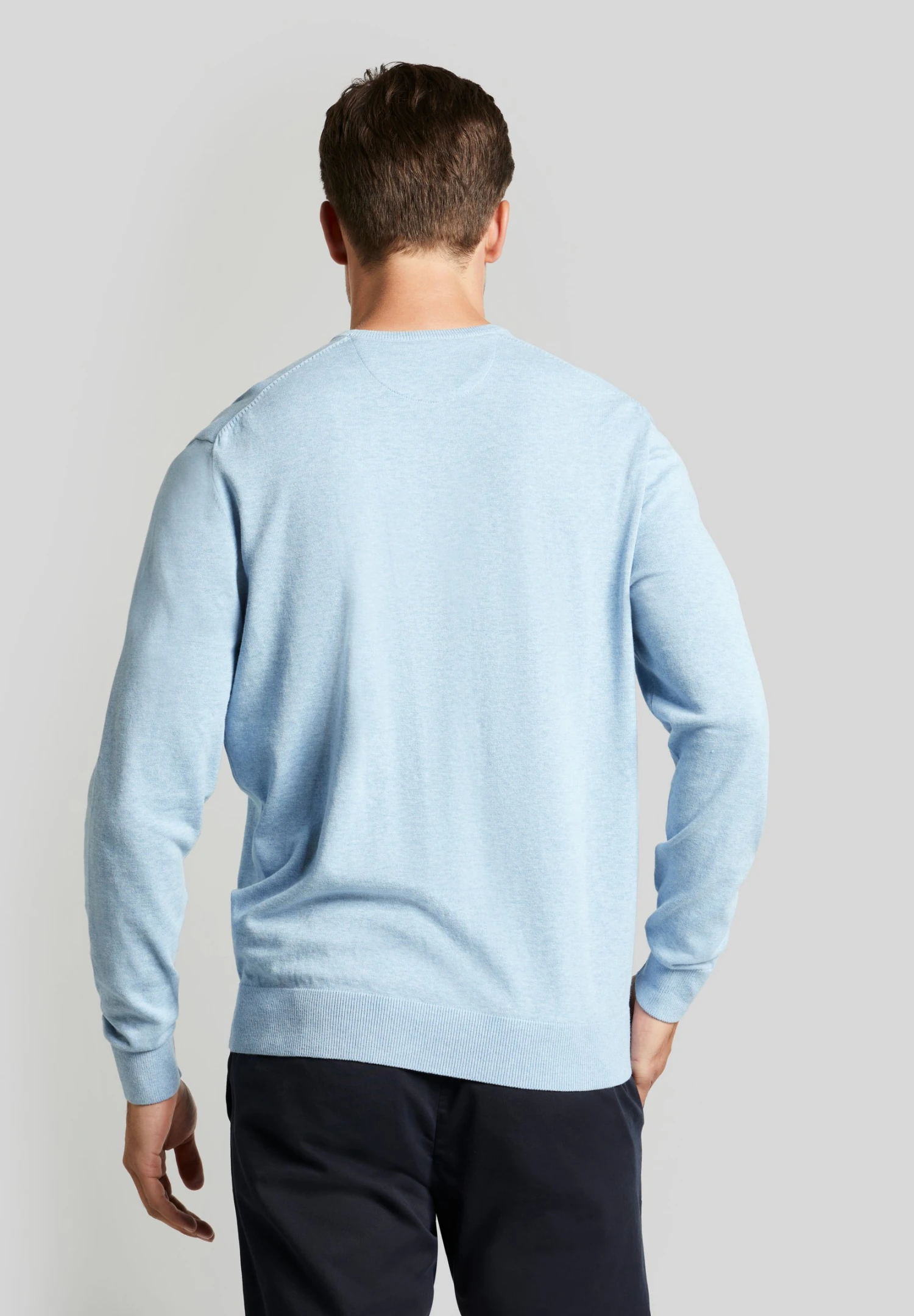 Bugatti V-Neck - Trui - Hellblau 4 Bugatti V-Neck - Trui - Hellblau - Afbeelding 2