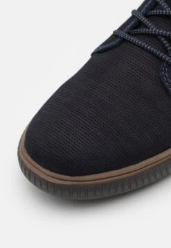 Bugatti Praktik - Sportieve Veterschoenen - Dark Blue -Bugatti Winkel f504141cb0c2480ca04eedadd1961602