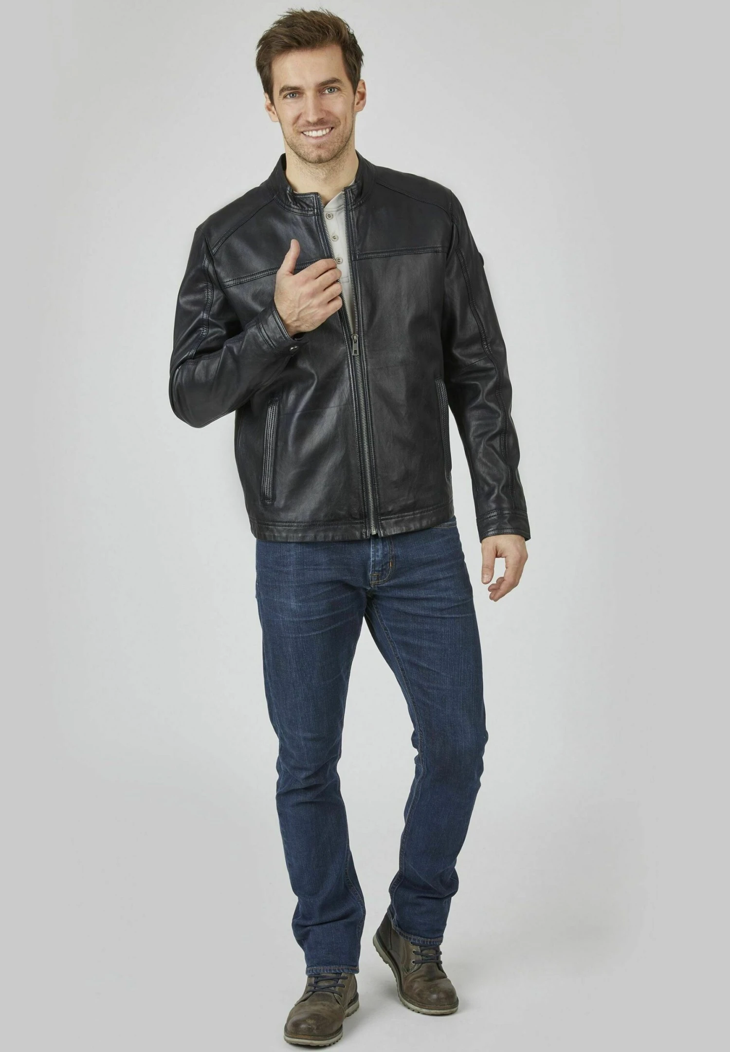 Bugatti Leather Jacket With Stand Up Collar - Leren Jas - Dunkelblau 4 Bugatti Leather Jacket With Stand Up Collar - Leren Jas - Dunkelblau - Afbeelding 2